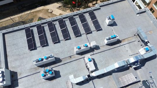 napelem konzol lapostetőre