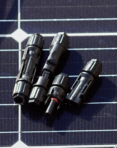 Megbízható szolár csatlakozó solar epic